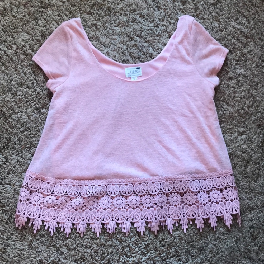 L. A. Hearts blush shirt w/ detailed bottom
